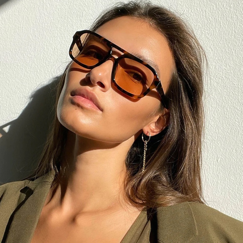 VEHLA Dixie - Choc Tort/Cinnamon sunglasses in Like New condition